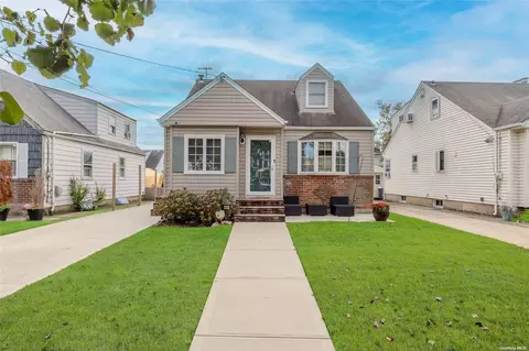 233 Belmont Ave, West Hempstead, NY 11552