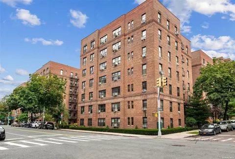 67-71 Yellowstone Blvd #7 O, New York, NY 11375