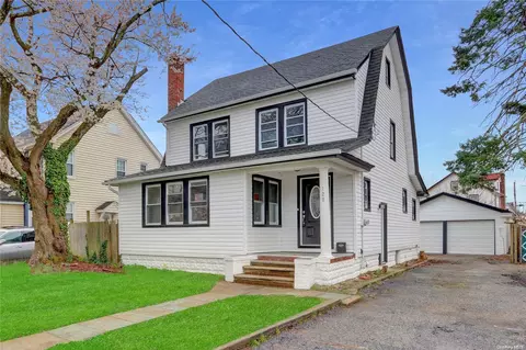 120 Macdonald St, Hempstead, NY 11550