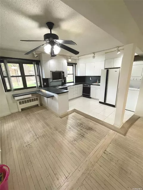 86-34 155 Ave #1L, New York, NY 11414