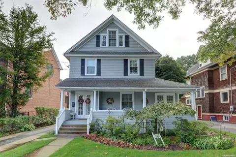 179 Morris Ave, Rockville Centre, NY 11570