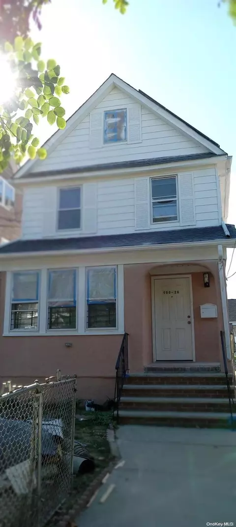 100-26 205th St, New York, NY 11423