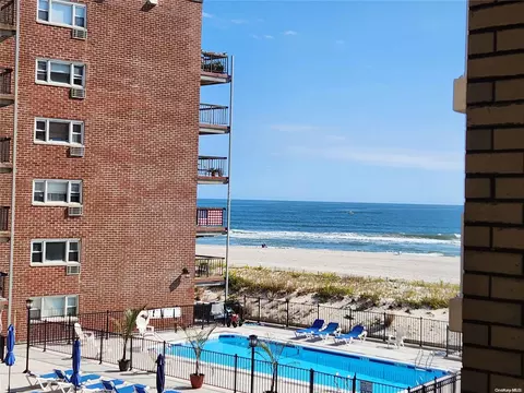 700 Shore Rd #4X, Long Beach, NY 11561