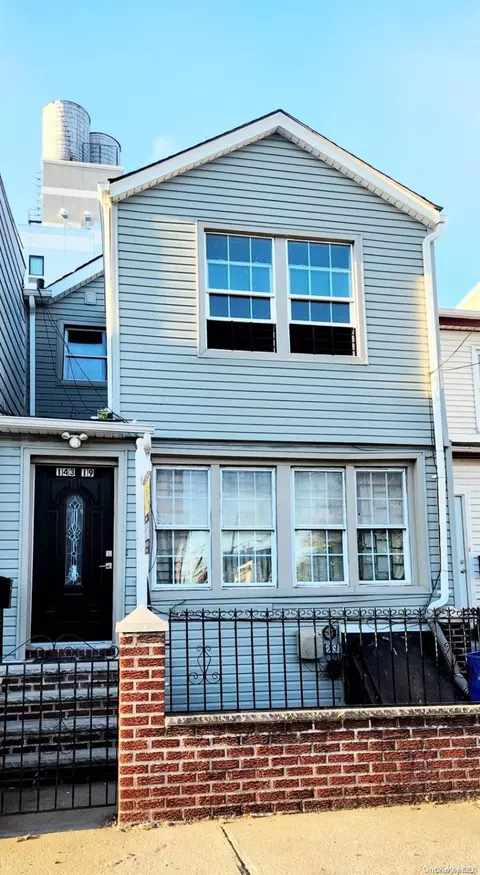 143-19 95th Ave, New York, NY 11435
