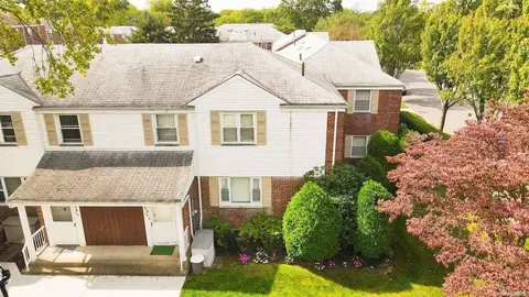 228-12 67th Ave #30, Oakland Gardens, NY 11364