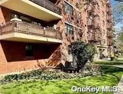 153-25 88 St #3J, Howard Beach, NY 11414