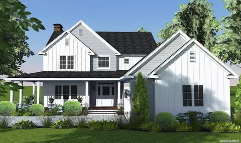 12 Colonels Path, Brookhaven, NY 11949
