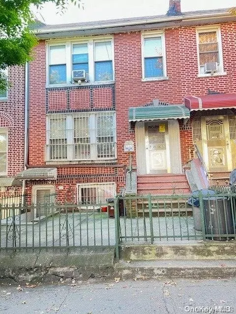 732 55th St, Brooklyn, NY 11220