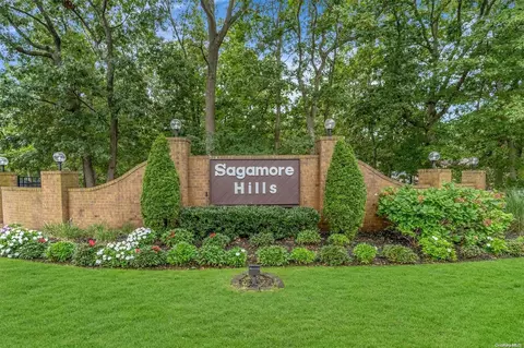 44 Sagamore Hills Dr #44, Port Jefferson Station, NY 11776