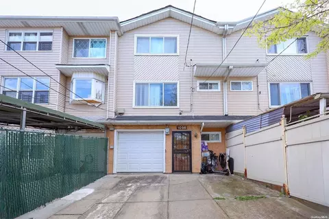 1056 Olympia Blvd, Staten Island, NY 10306