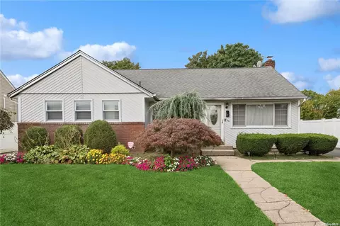 758 Merrick Ave, East Meadow, NY 11554