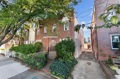 1428 E 48th St, Brooklyn, NY 11234