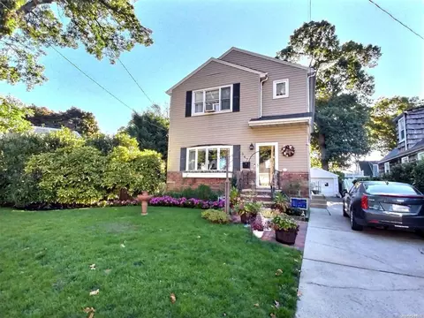 347 Garfield Ave, West Hempstead, NY 11552