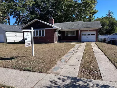 2321 Harrison Ave, Baldwin, NY 11510