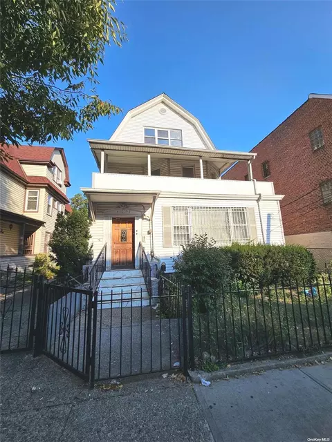 41-57 76th St, New York, NY 11373