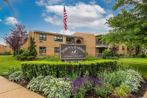 208 Westend Ave #11D, Freeport, NY 11520