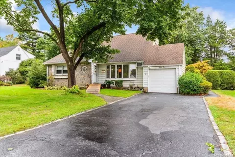 74 Midland Rd, North Hempstead, NY 11577