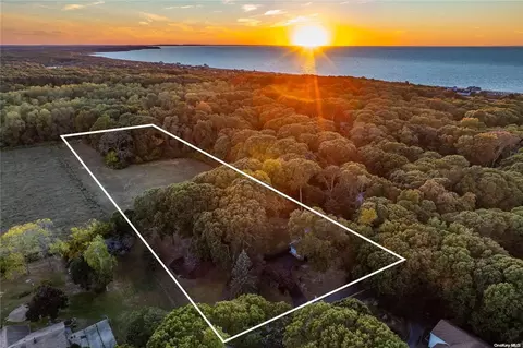 6005 Hortons Ln, Southold, NY 11971