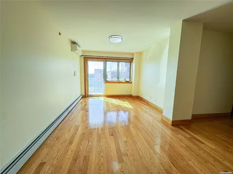 41-42 College Point Blvd #5D, Flushing, NY 11355