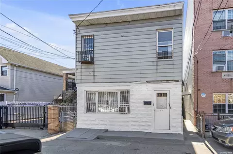 53-14 102nd St, New York, NY 11368