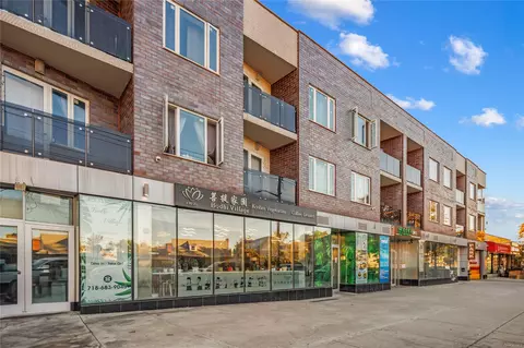 136-20 Booth Memorial Ave #2K, Flushing, NY 11355