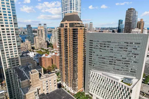 161 W 61st St #8E, New York, NY 10023