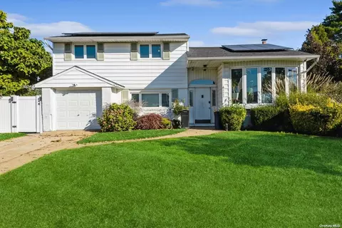 2483 Cadillac Dr, East Meadow, NY 11554