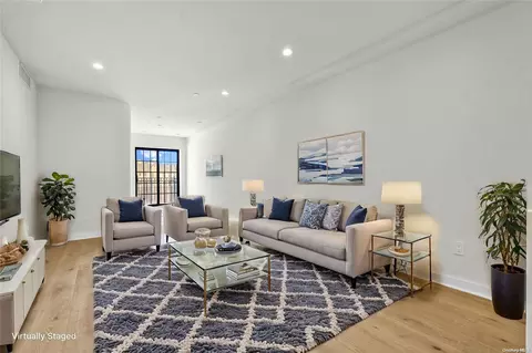 25-25 31st Ave #2B, Astoria, NY 11106