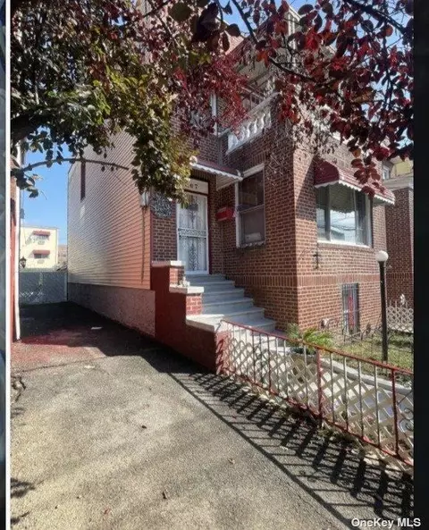 967 E 225th St, New York, NY 10466