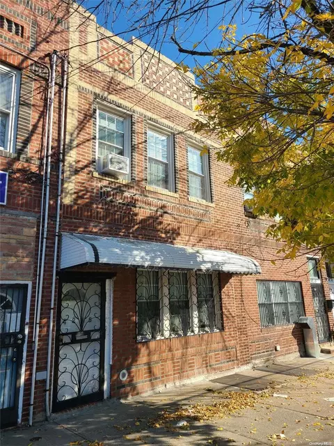 142-45 Rockaway Blvd, Jamaica, NY 11436