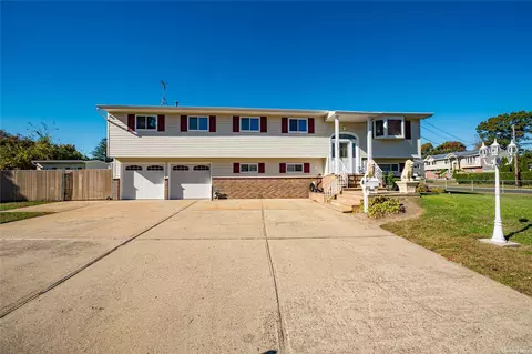 1500 Chicago Ave, Bay Shore, NY 11706