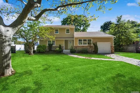 6 Breton Ave, Melville, NY 11747