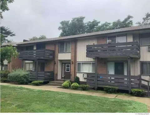 47 Sierra Vista Ln #47, Clarkstown, NY 10989