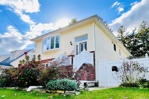 310 Nassau Blvd, West Hempstead, NY 11552