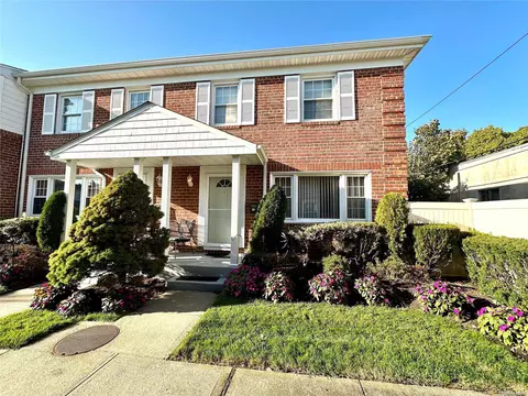 281 Wheeler Ave #19, Valley Stream, NY 11580