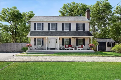 4538 Noyac Rd, Sag Harbor, NY 11963