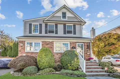315 Horton Hwy, North Hempstead, NY 11501