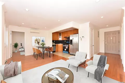 64-73 Austin St #5C, Rego Park, NY 11374