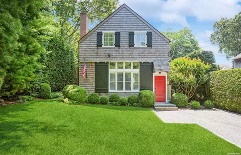 90 Harrison St, Sag Harbor, NY 11963