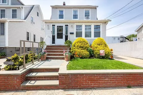 184 Horton Ave, Lynbrook, NY 11563