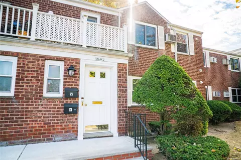 254-36 B 74th Ave #B, Glen Oaks, NY 11004