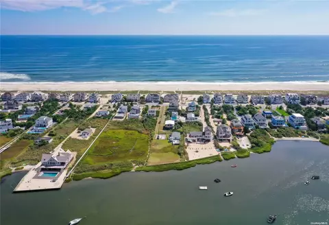 836 Dune Rd # D, Westhampton Beach, NY 11978
