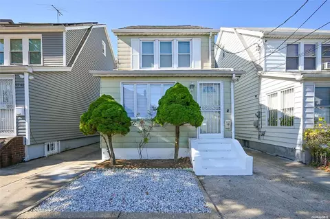 77-40 162 St, New York, NY 11366