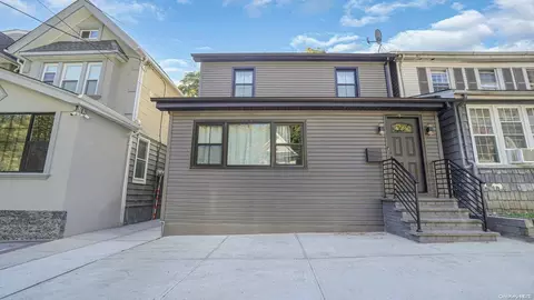 85-80 98th St, New York, NY 11421