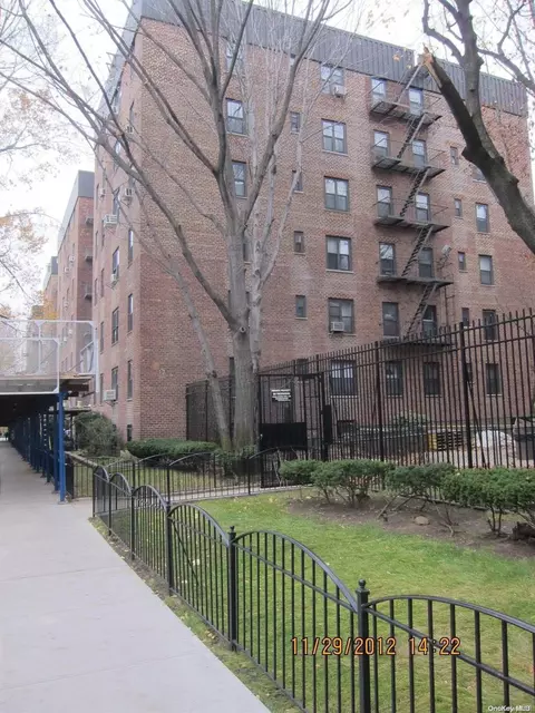 90-11 Northern Blvd #109, East Elmhurst, NY 11369