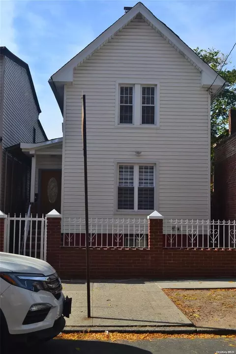 132 Logan St, Brooklyn, NY 11208