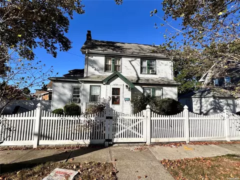 112-02 Witthoff Ave, New York, NY 11429