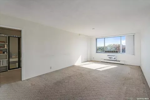 220-55 46th Ave #9N, New York, NY 11361
