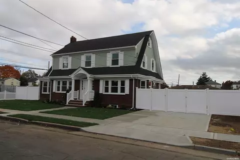 46 Miller Pl, Hempstead, NY 11550