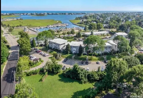 35 Library Ave #6 I, Westhampton Beach, NY 11978